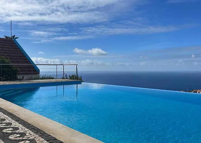 Lucky Lemons - Boutique Houses Madeira